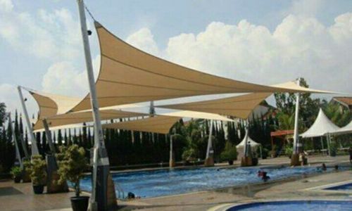 Kanopi Membrane model Haypar di area kolam renang